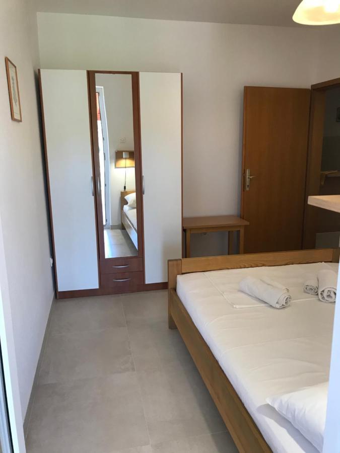 Bava Apartment Ugljan Ngoại thất bức ảnh